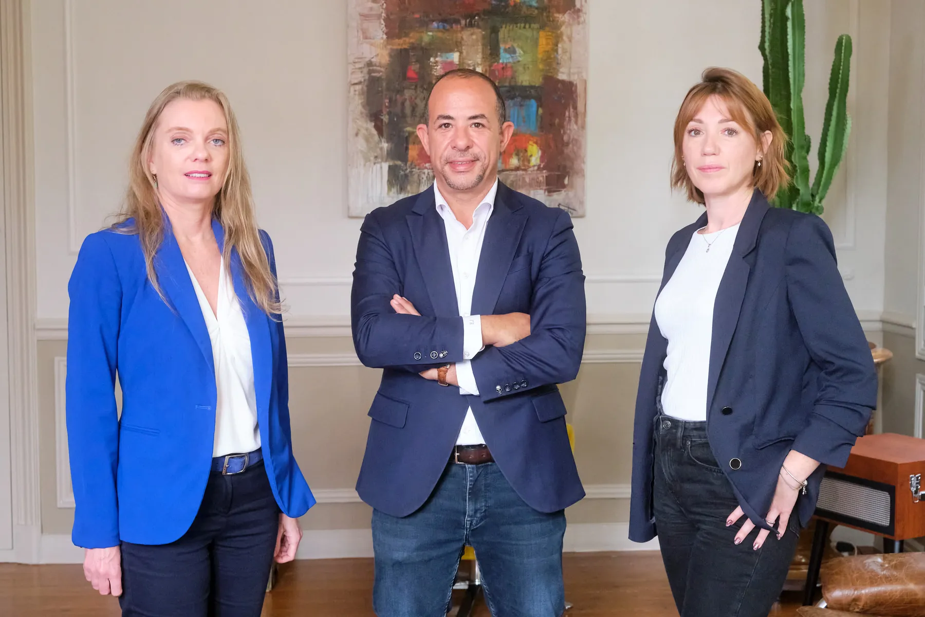 L'équipe du cabinet Jaurès Invest : Muriel, Jamal Esslaoui et Laëtitia